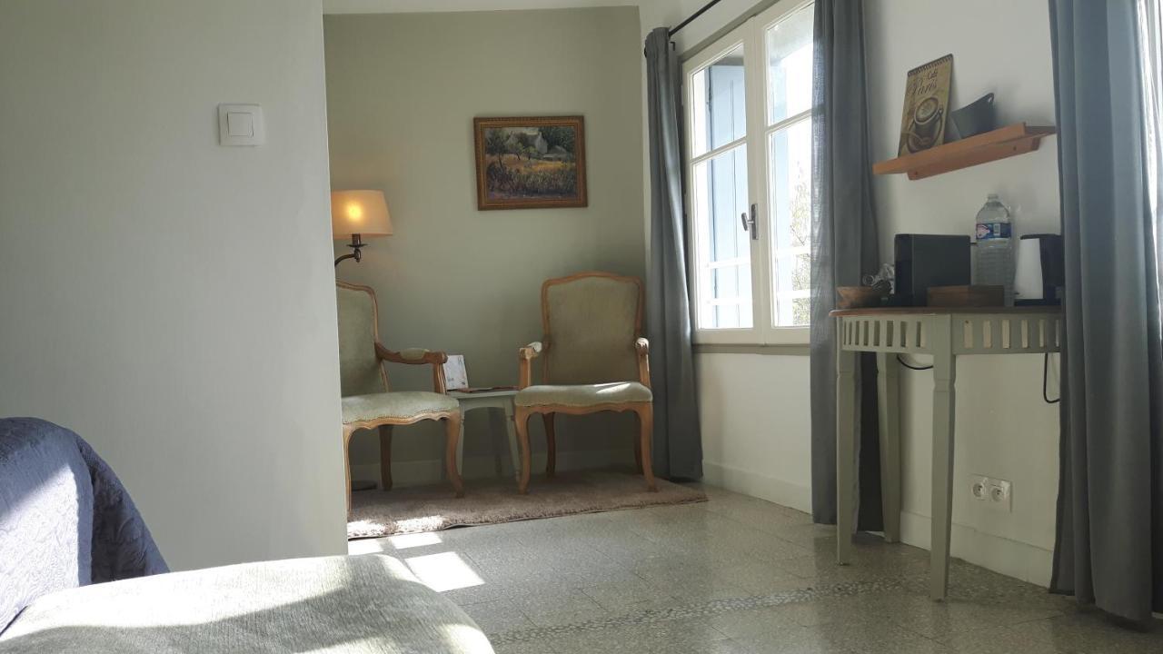 Chambres D'Hotes Des Gens Heureux Saint-Hippolyte-du-Fort Eksteriør billede