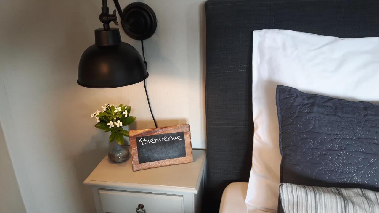 Chambres D'Hotes Des Gens Heureux Saint-Hippolyte-du-Fort Eksteriør billede